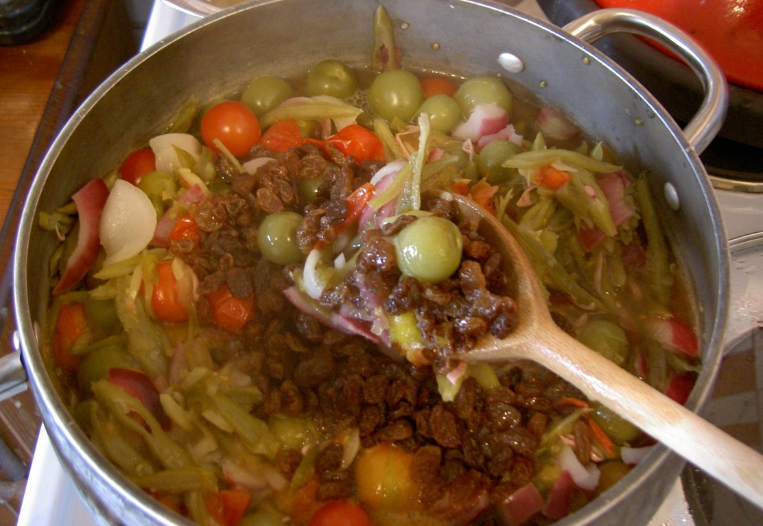 Making a Pickle Making a Pickle - Weed World