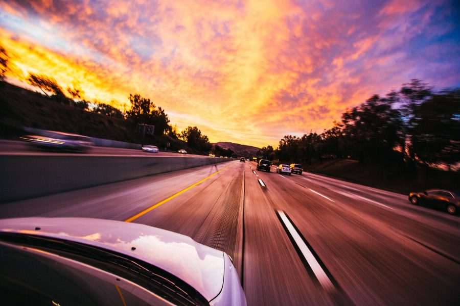 cars_sunset-e1547787542393